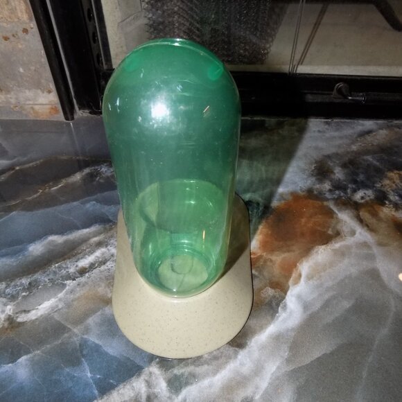 Fluker Lizard Water Dispenser - Picture 2 of 3